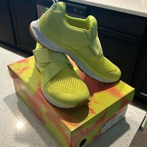 TIEM Slipstream Cycling shoes